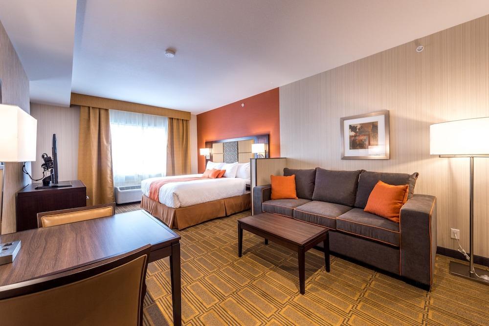 Best Western Plus Chateau Fort St. John Екстериор снимка