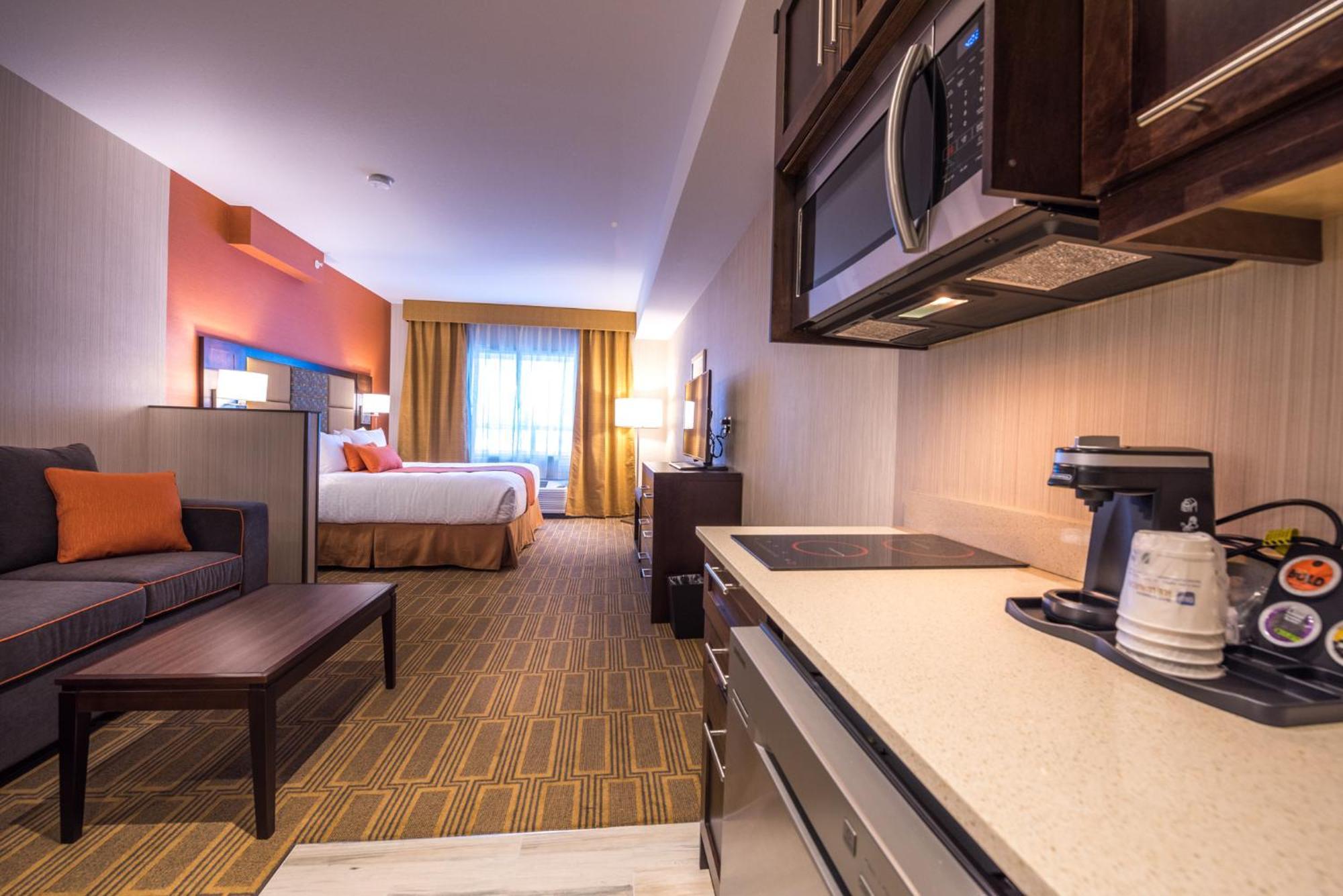 Best Western Plus Chateau Fort St. John Стая снимка