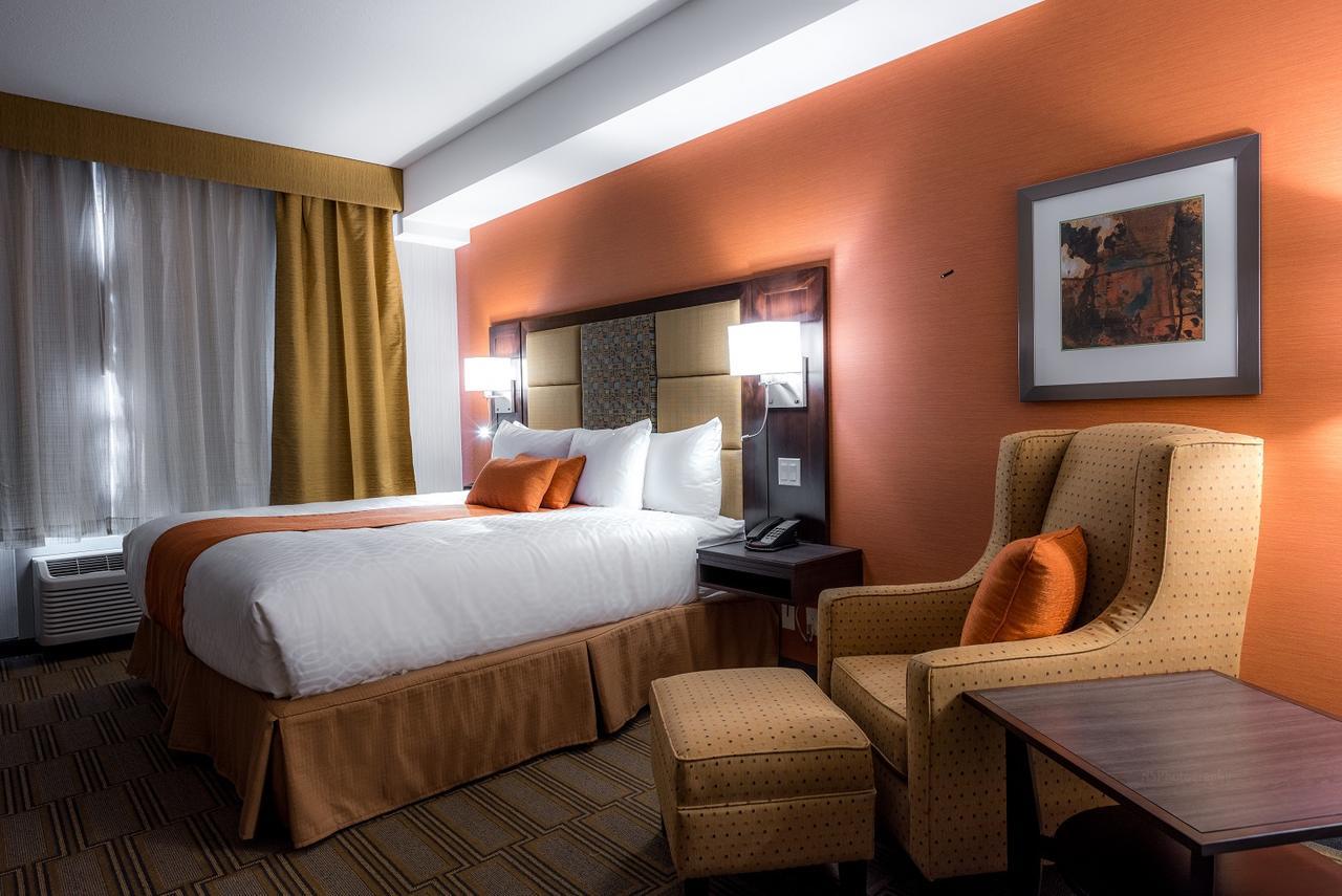 Best Western Plus Chateau Fort St. John Екстериор снимка